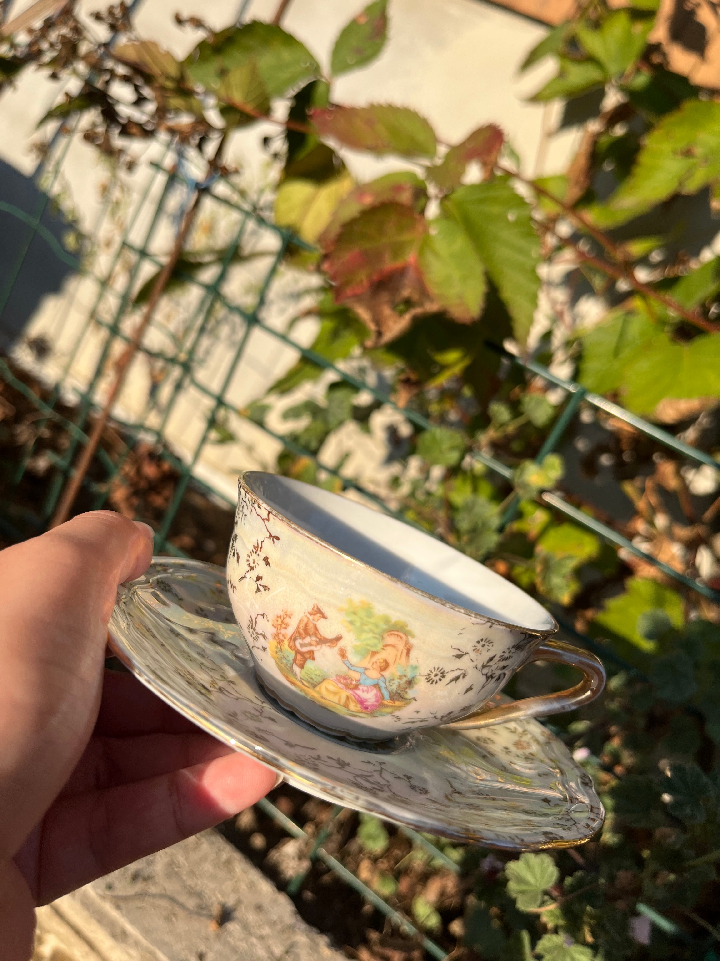 Service de tasses à café ou thé vintage / Collection Way Brocante