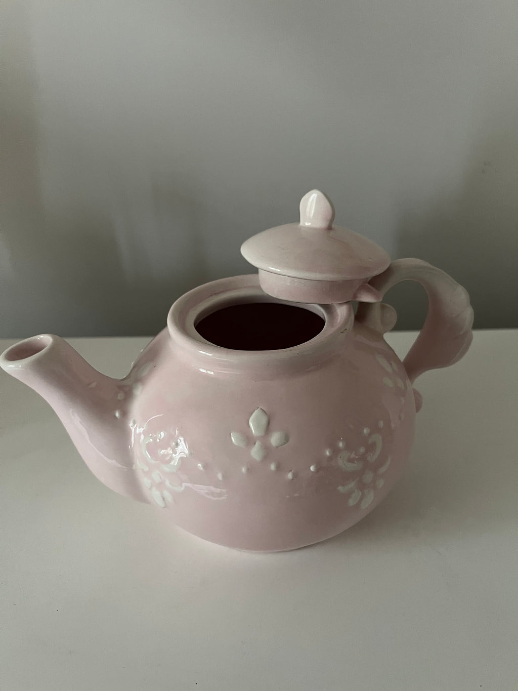 Théière avec socle doré / Collection Way Brocante