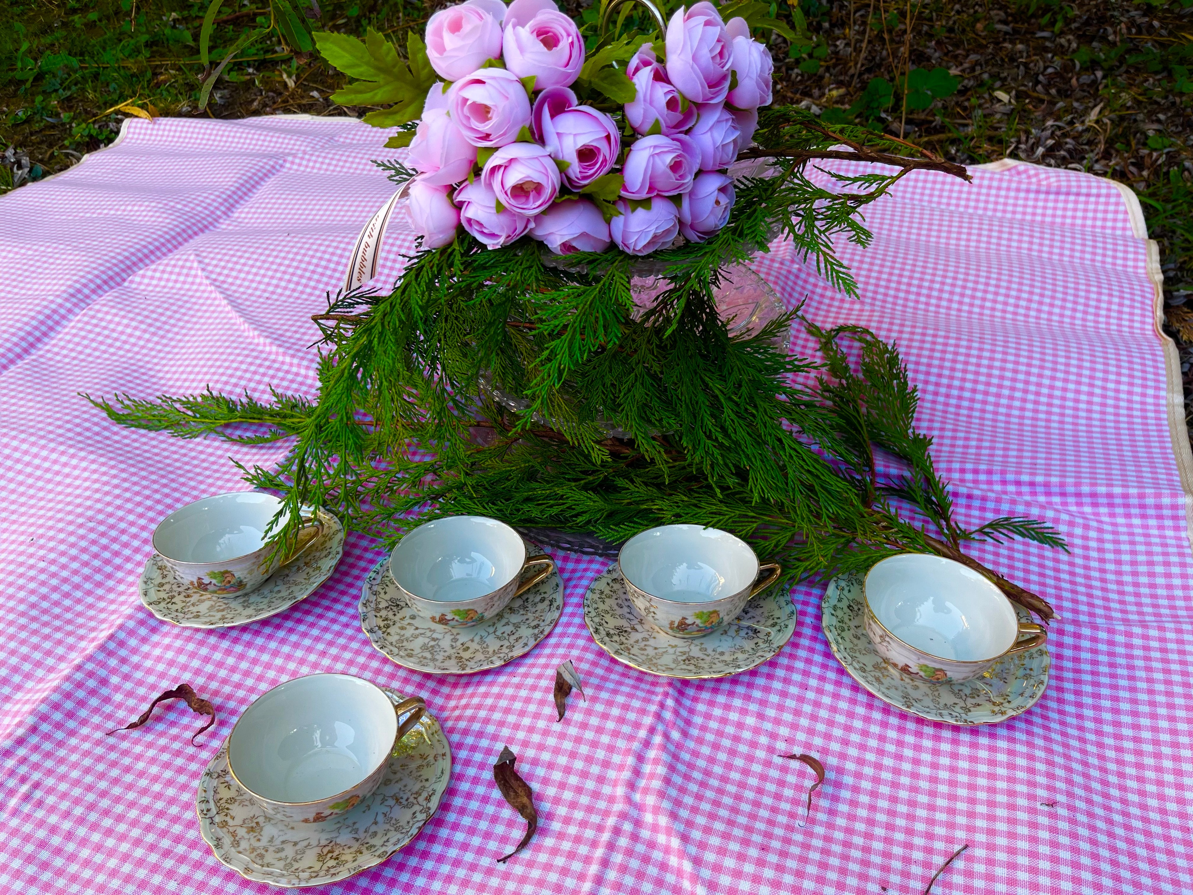 Service de tasses à café ou thé vintage / Collection Way Brocante
