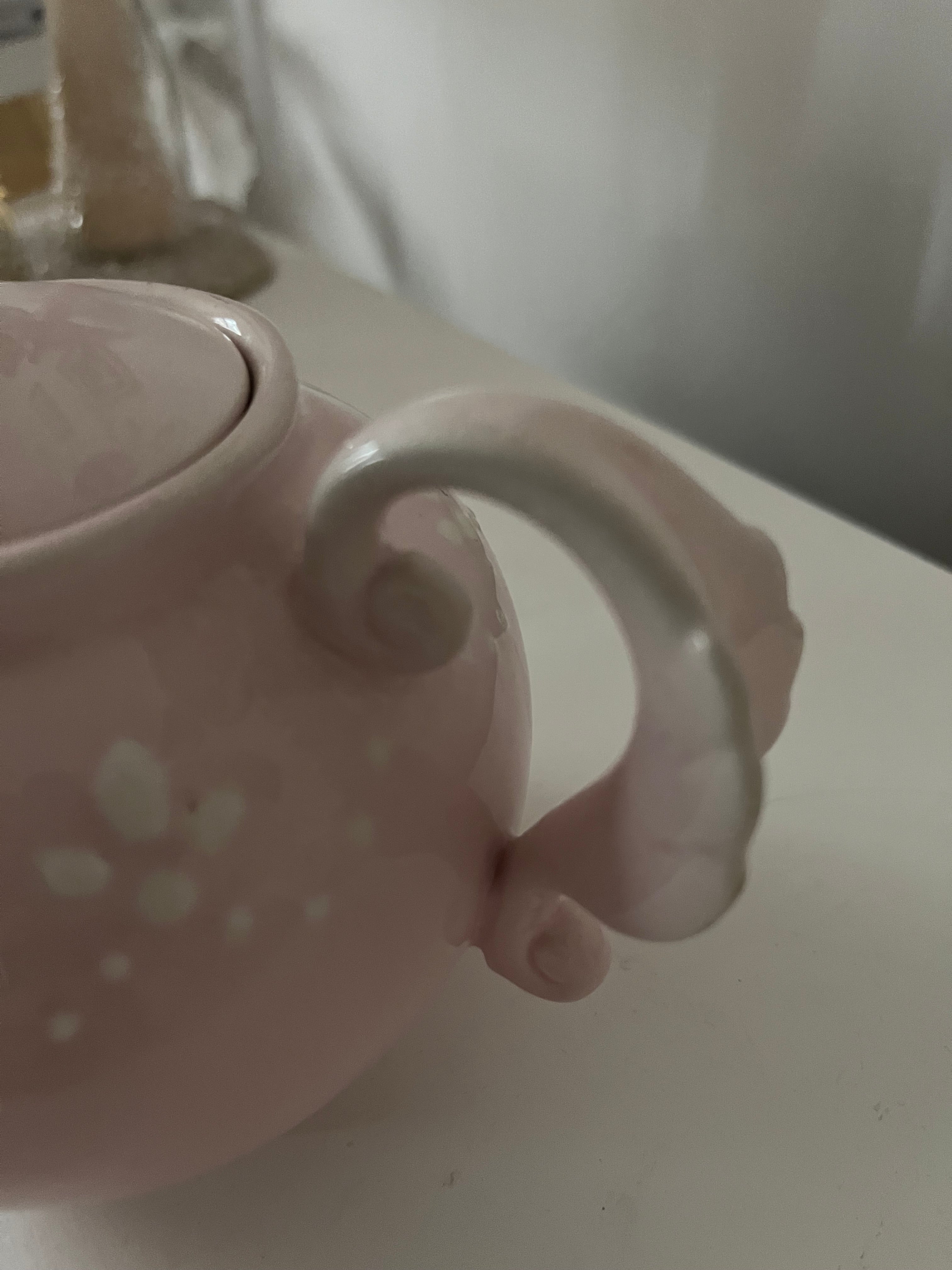 Théière avec socle doré / Collection Way Brocante